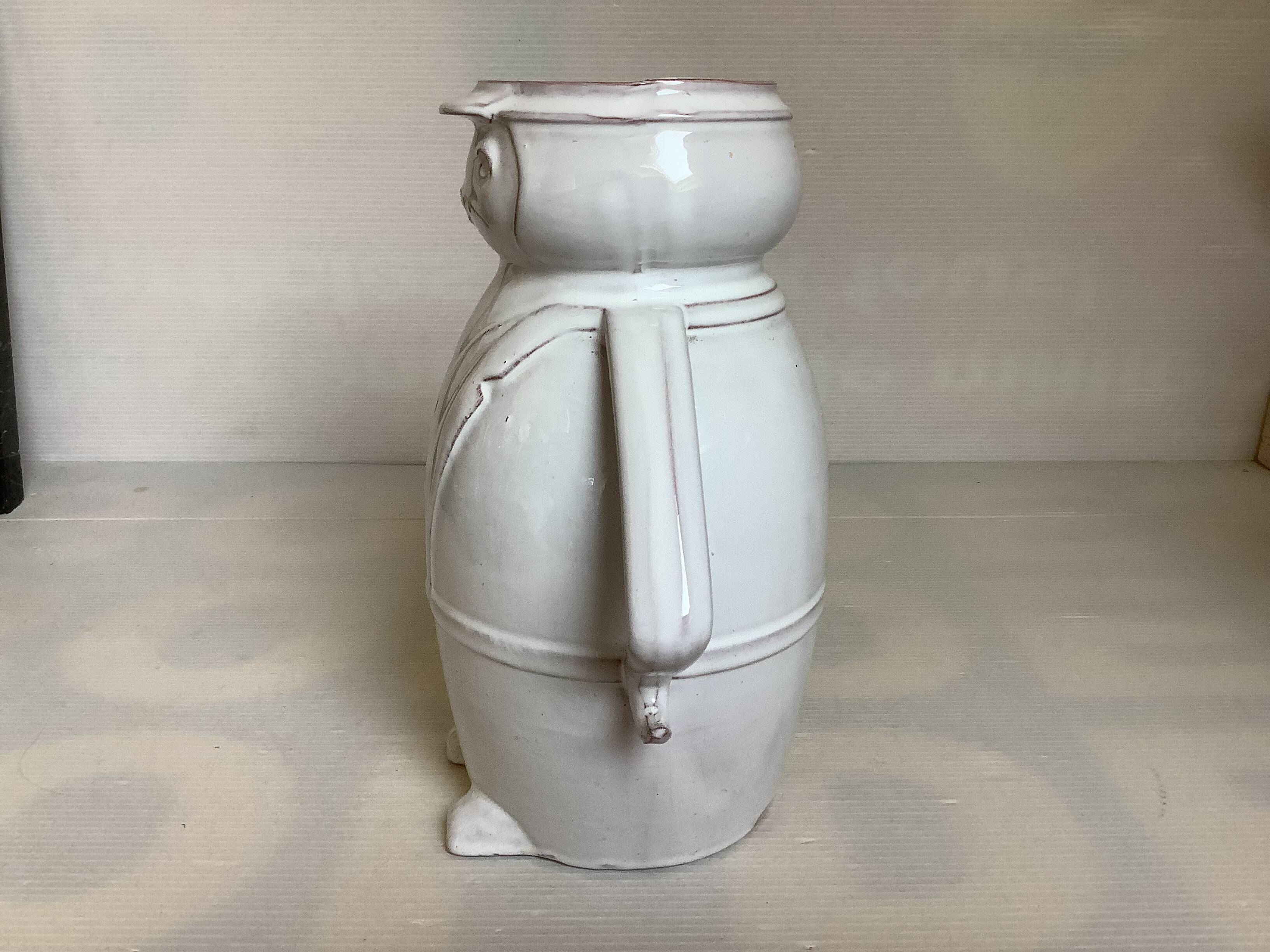 Anthropomorphic pot vase