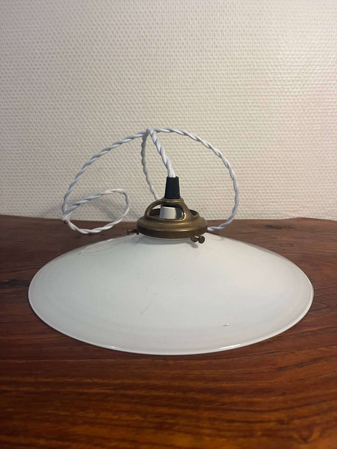 White opaline suspension with brass hook