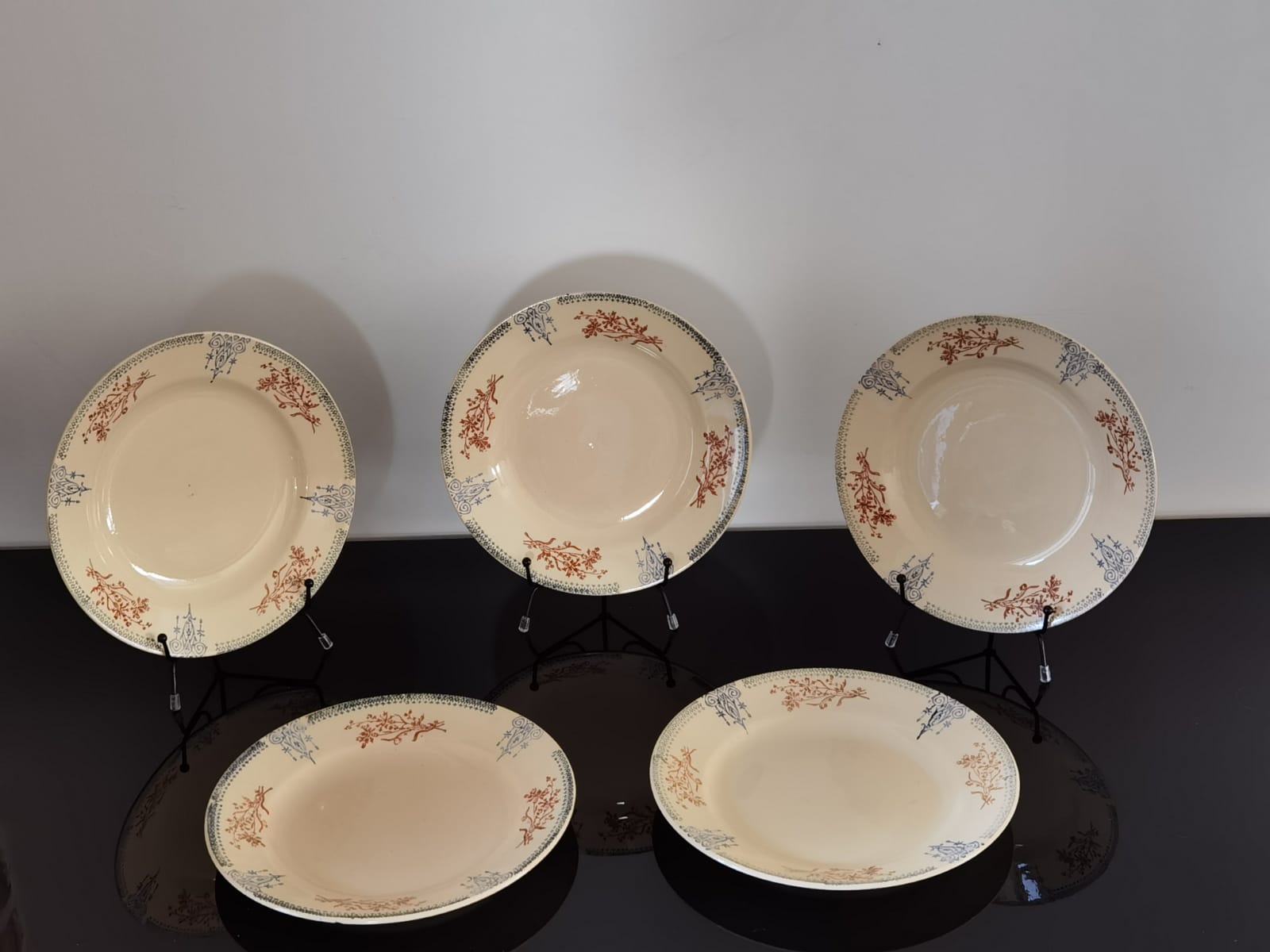 Set of semi-hollow plates Amandinoise St Amand vintage