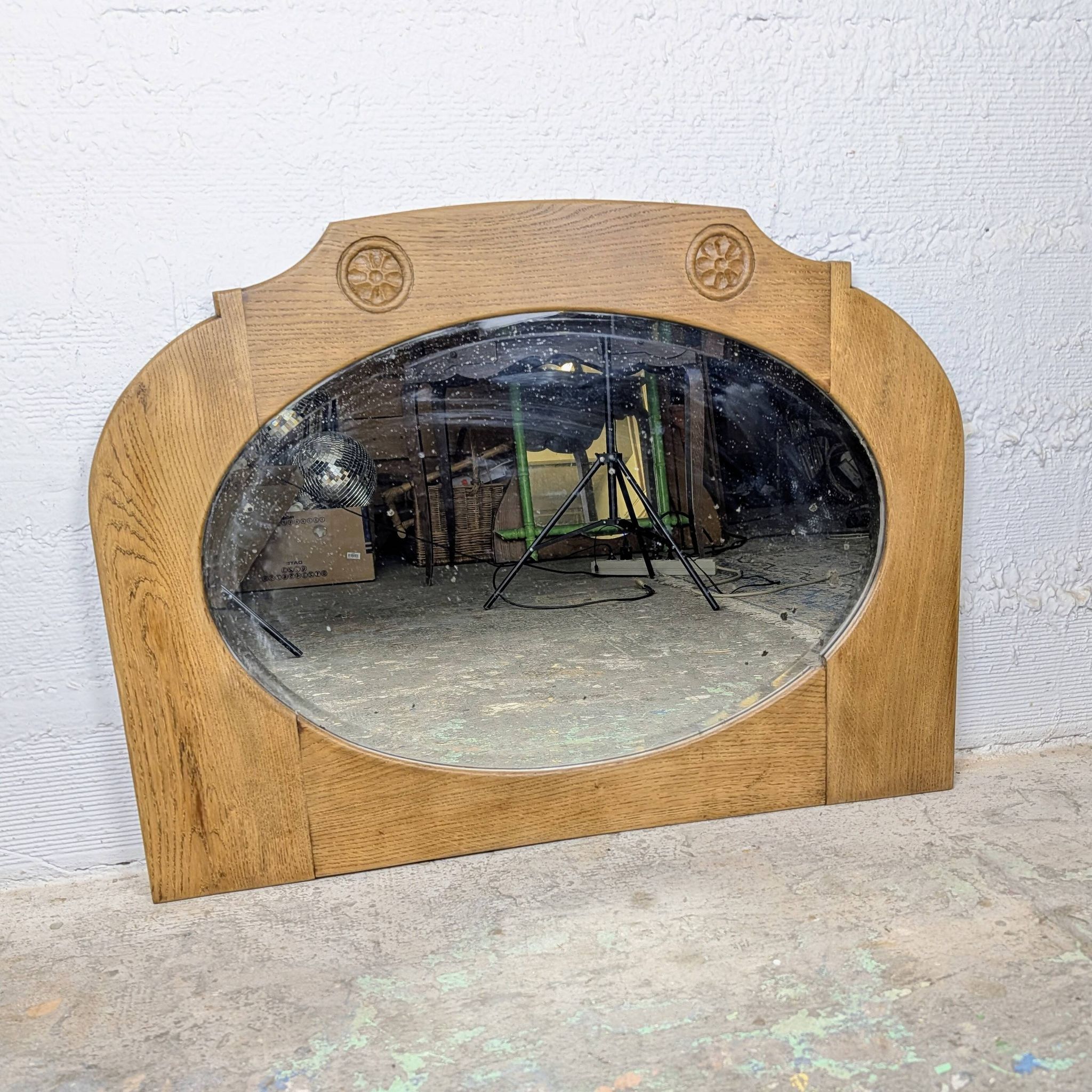 Miroir en chêne sculpté - Années 30
