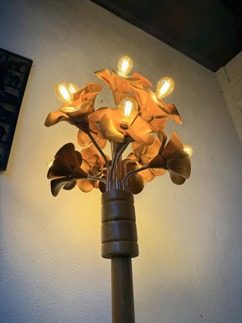 Ornamental floor lamp with "flower" patterns from the 1970s.
