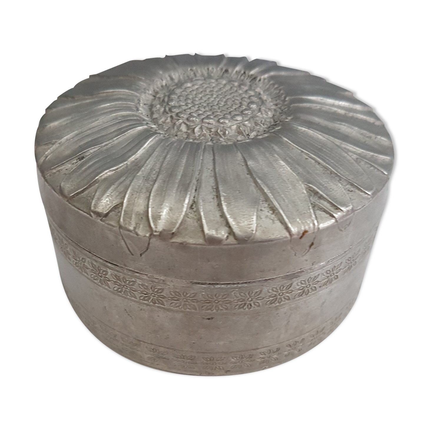 Art Nouveau old aluminum box