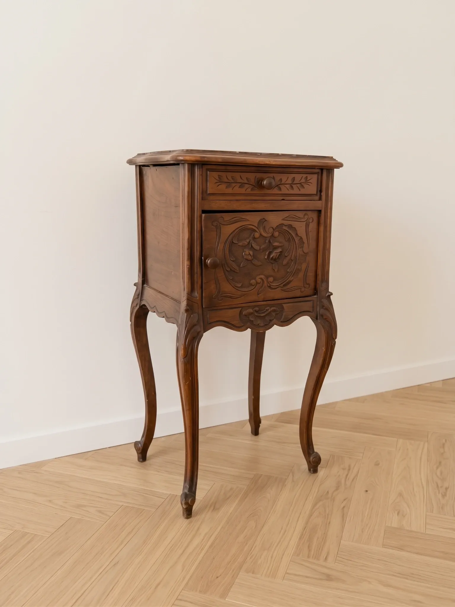 Antique Louis XV style bedside table in wood and marble.