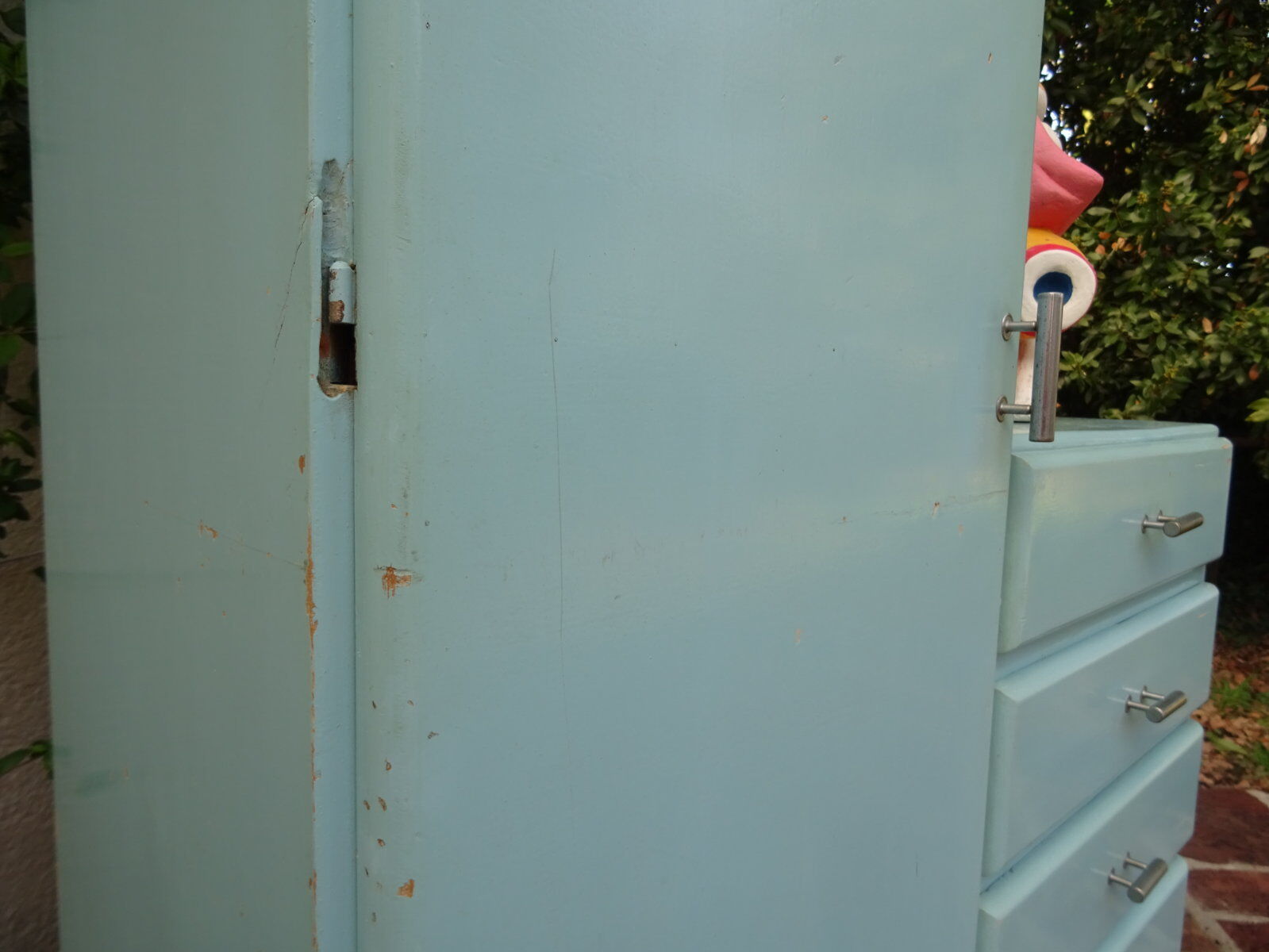 Asymmetrical wardrobe from the 1930