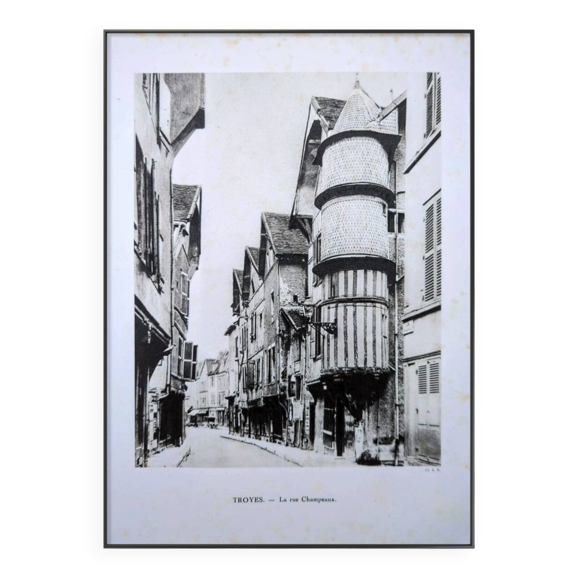 Printed in 1926, Troyes Heliogravure.