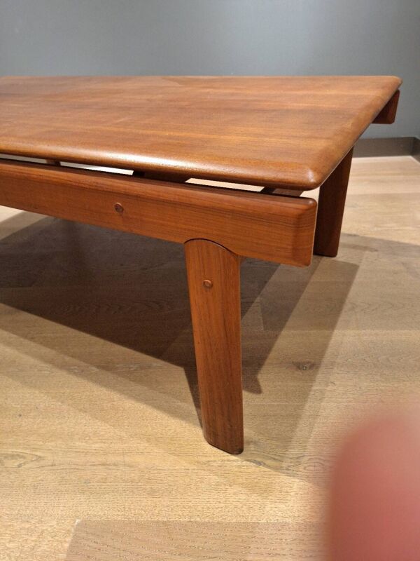 Table basse vintage en teck conçu par H.W Klein pour Bramin années 1960