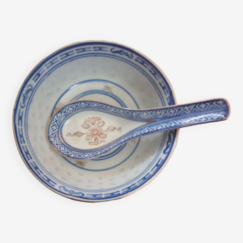 Small Chinese bowl