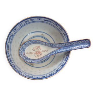 Small Chinese bowl