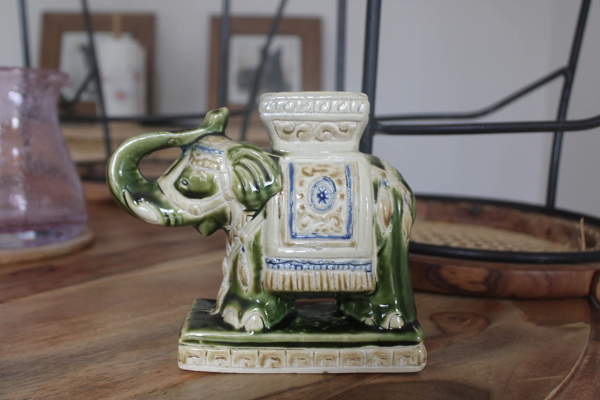 Vintage elephant ashtray in glazed ceramic – Green, cream and blue – Asian decor