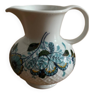 Porcelain milk jug