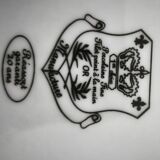 12 flat plates in porcelain with double gold rim.