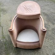 Art Deco club armchair Daisy Simon in beige leather and wood.