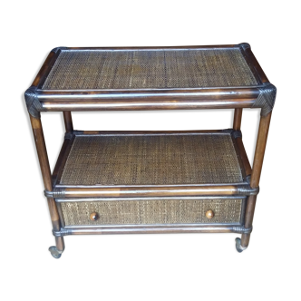 Bamboo and rattan rolling dessert