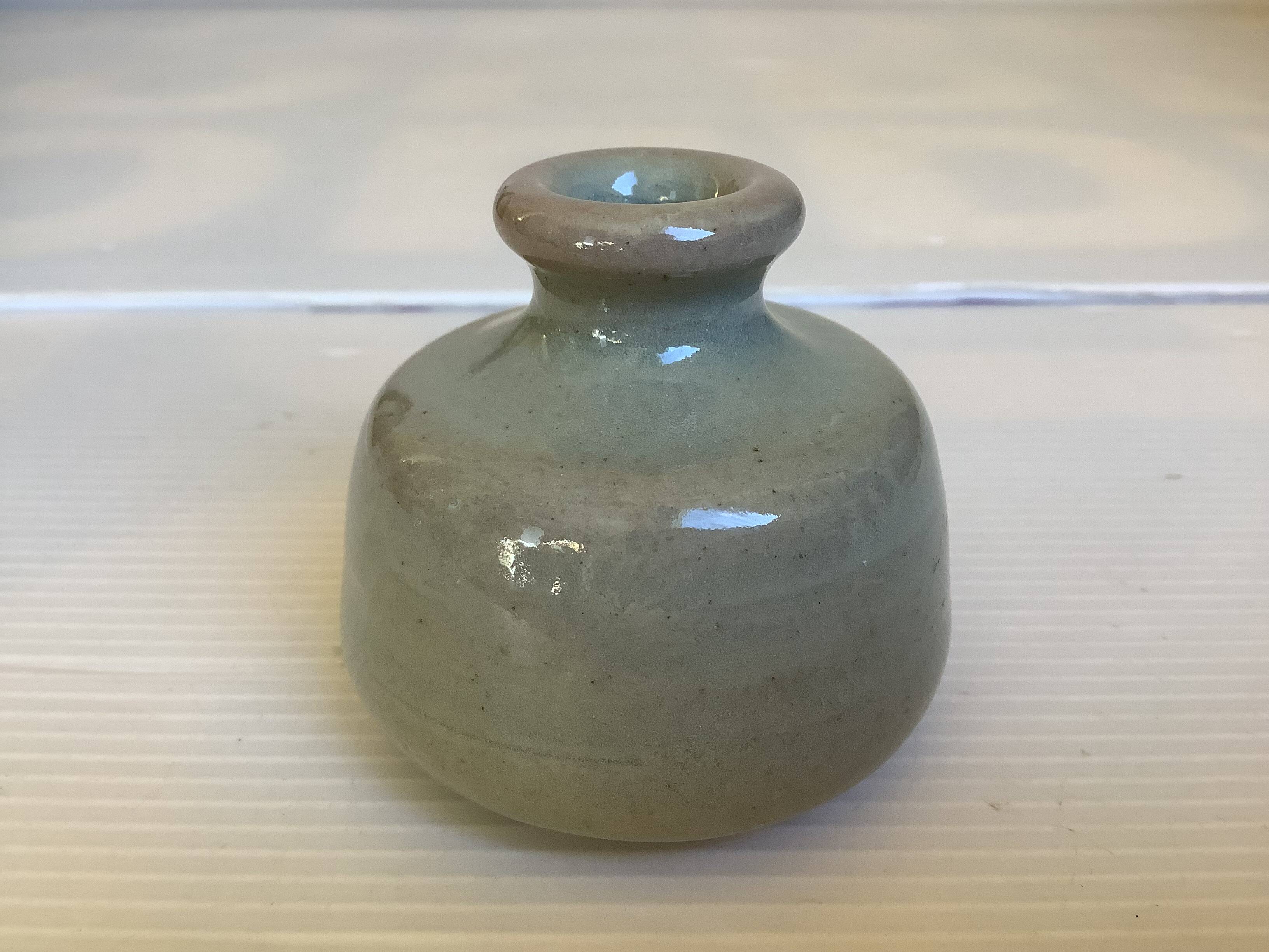 Mobach miniature vase