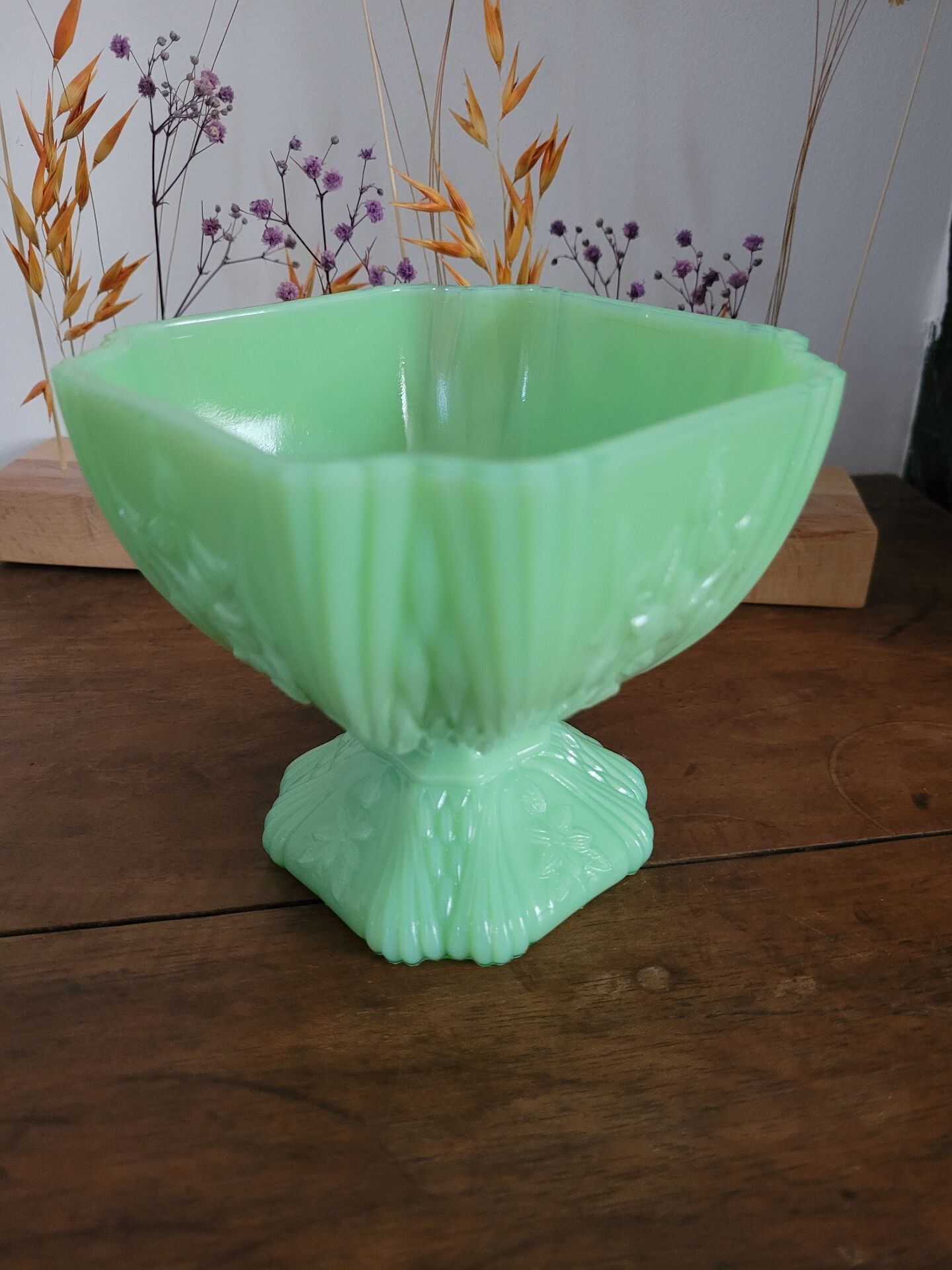 Green opaline bonbonnière