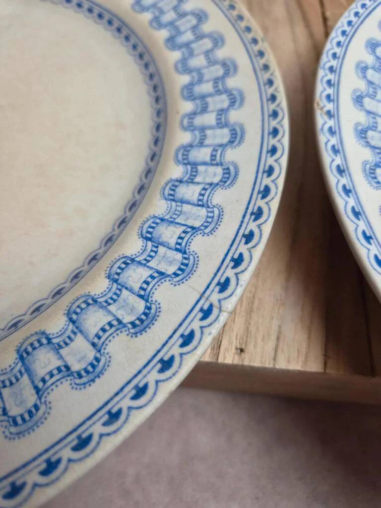 Set of 4 antique English flat plates B.p.w.&m. Milan – Ironstone