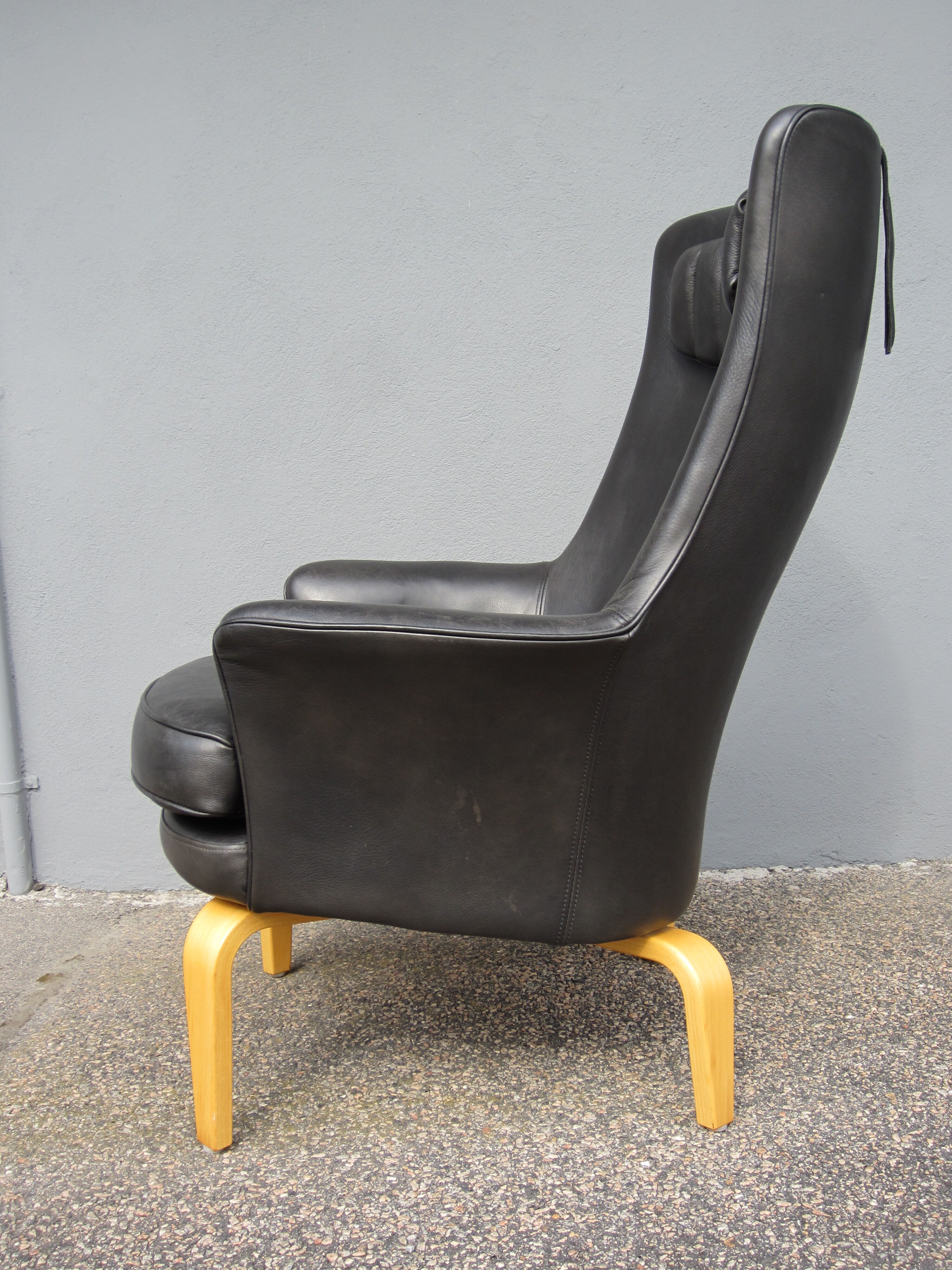 Pilot Scandinavian armchair by Arne Norell in black leather
