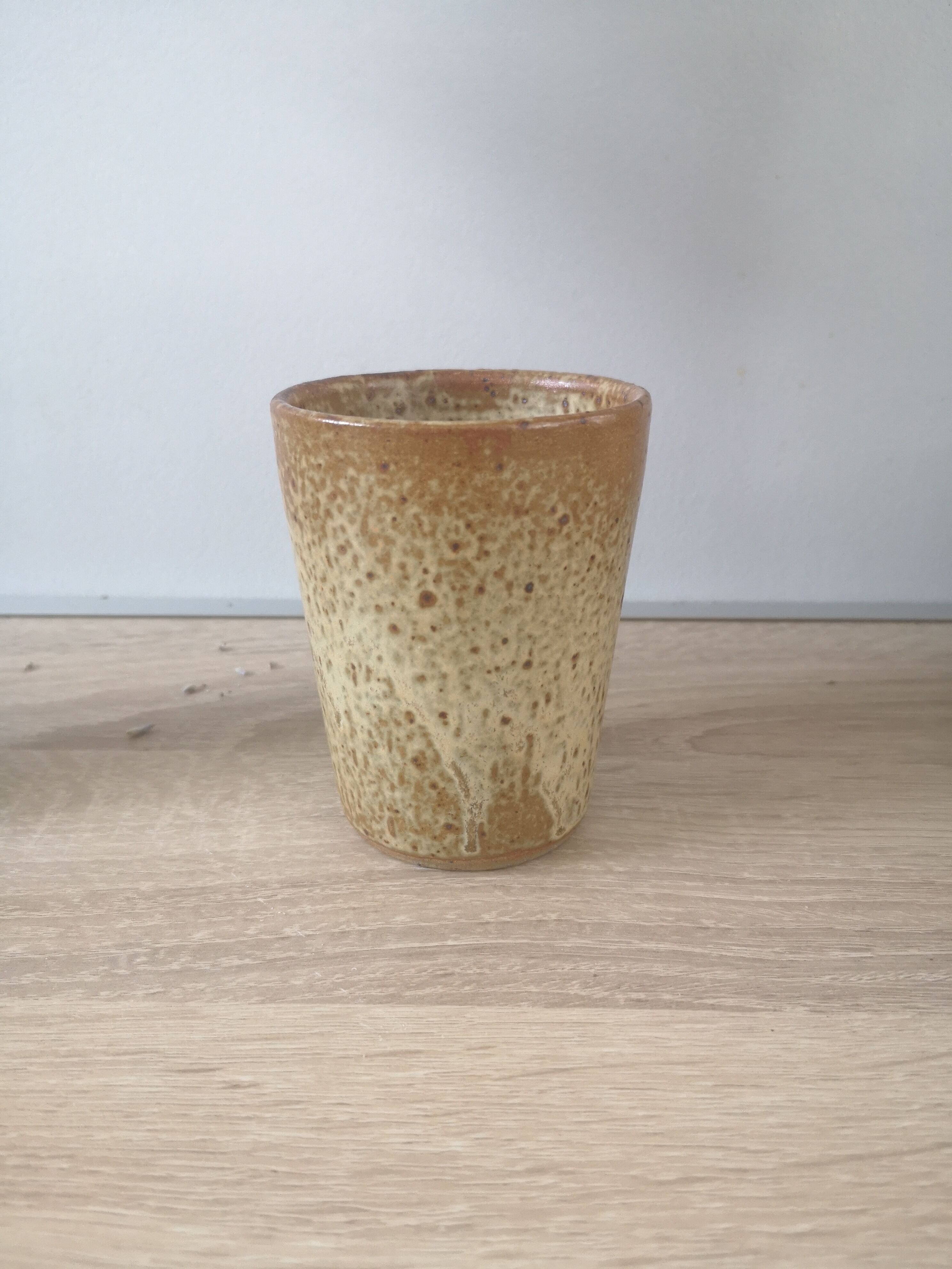 Lot of 6 sandstone cups