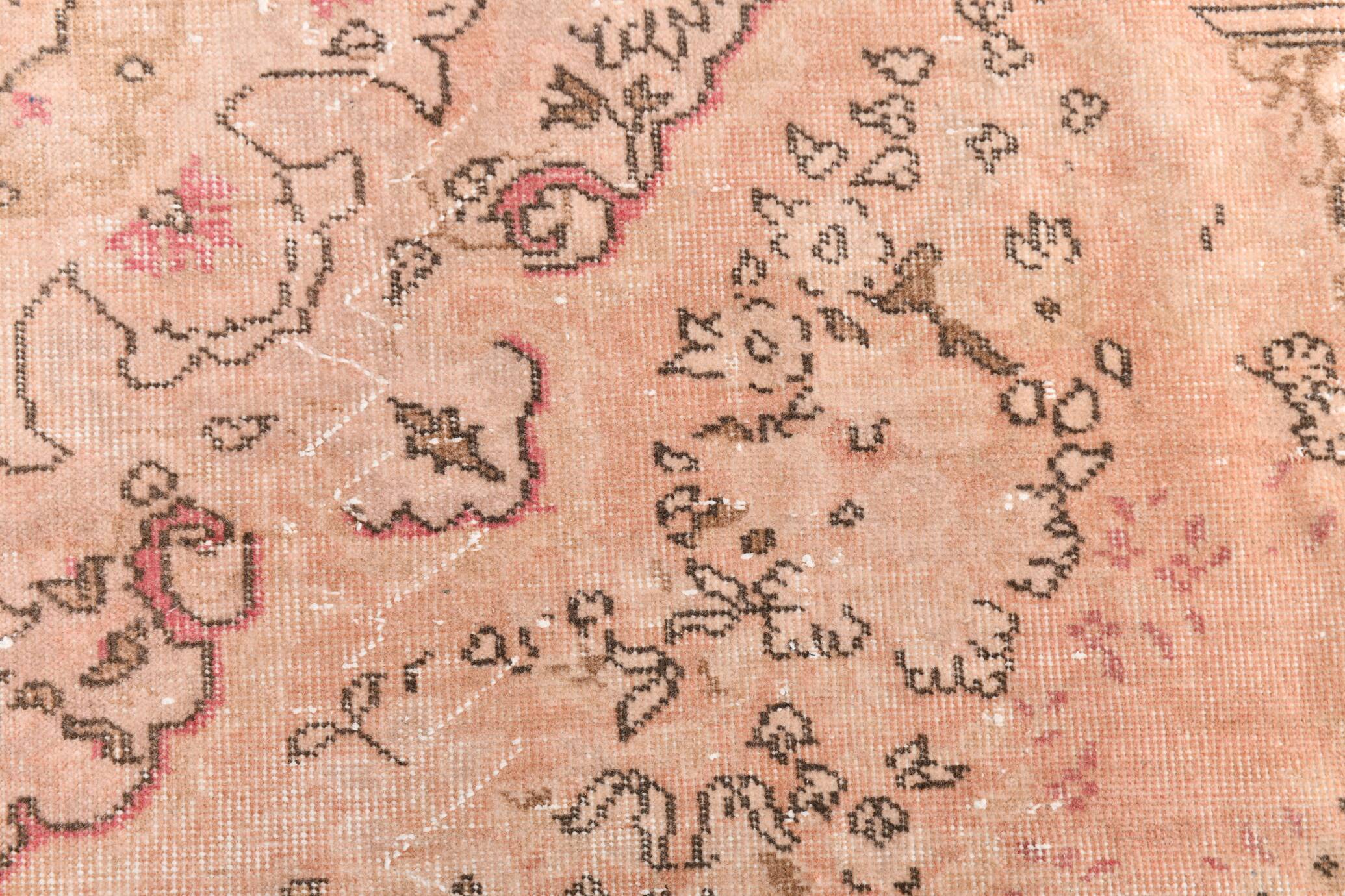 7x10 Dusty Pink Vintage Persian Rug, 199x303 Cm