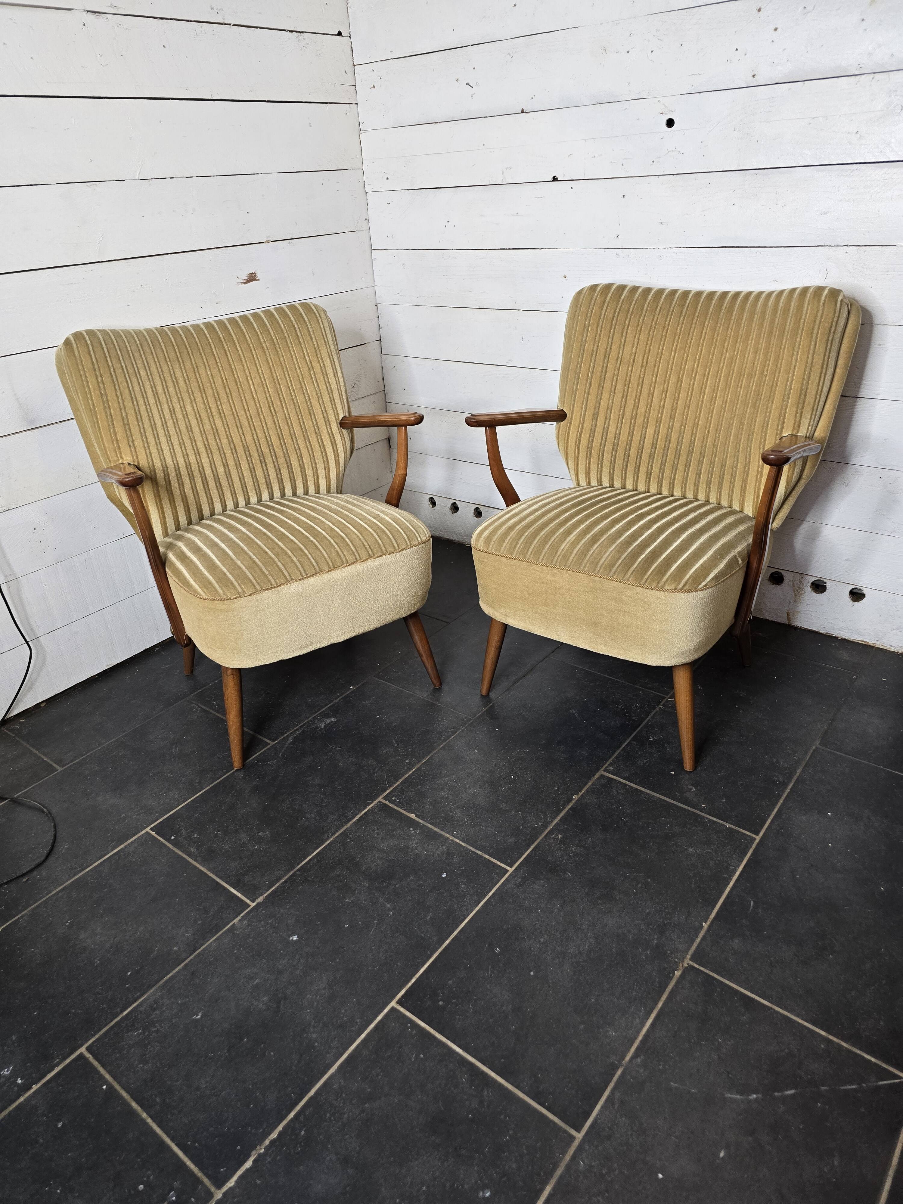Paire de fauteuils cocktail