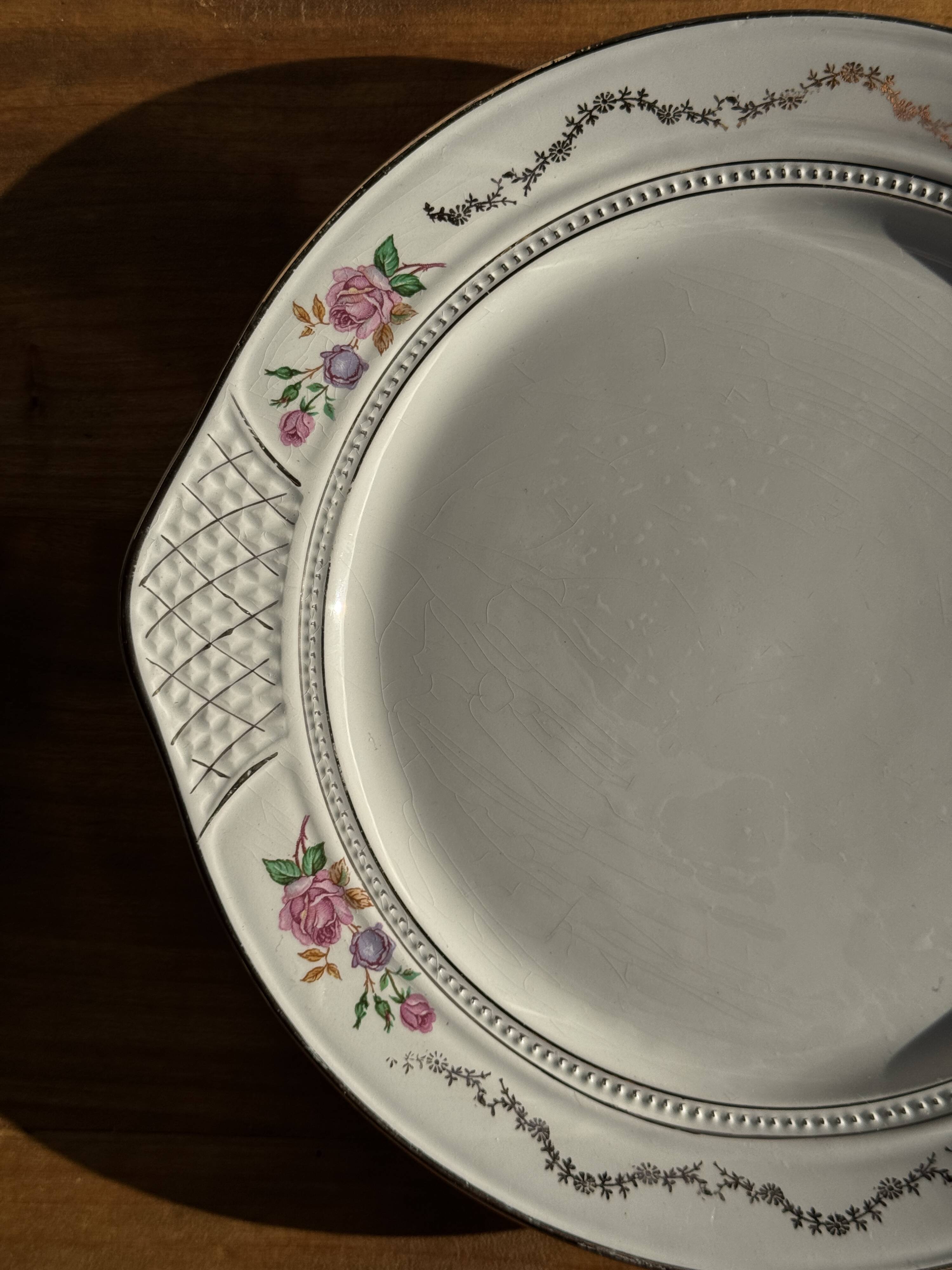 L'Amandinoise rose gold tart dish D30