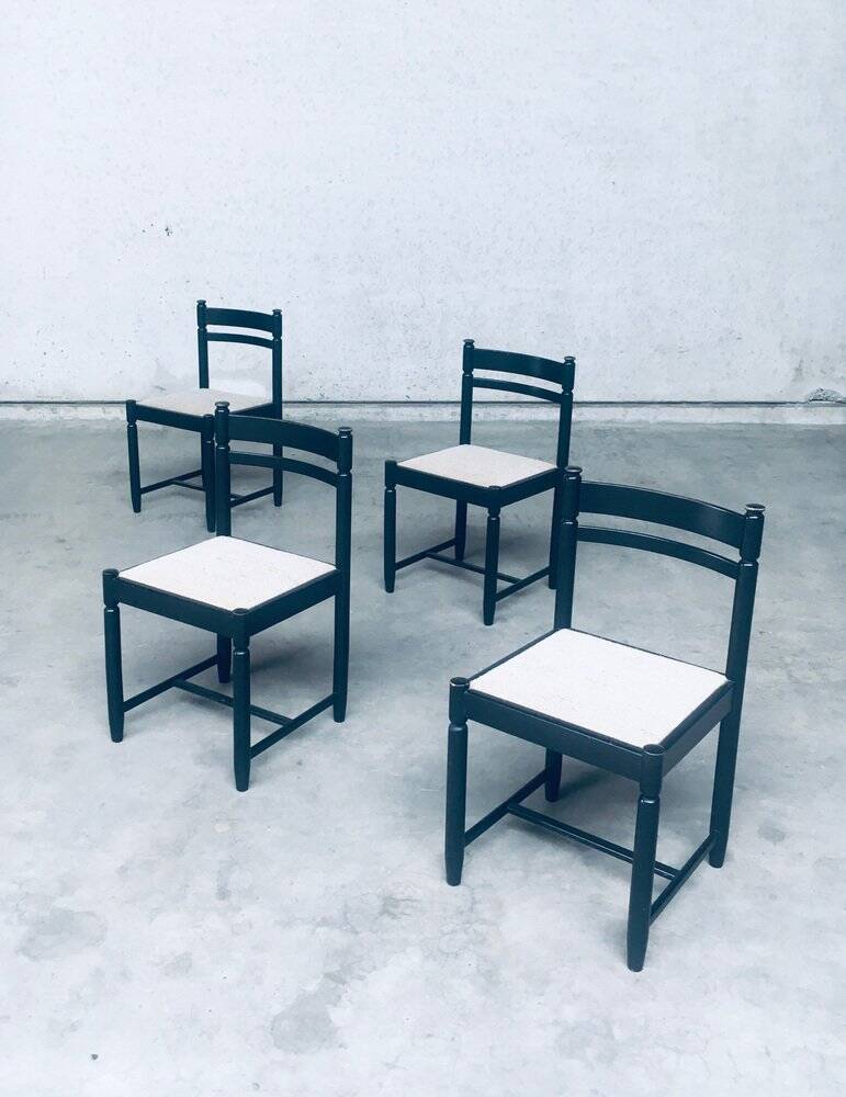 Italian design dining chair from the 1960s, set of 4.