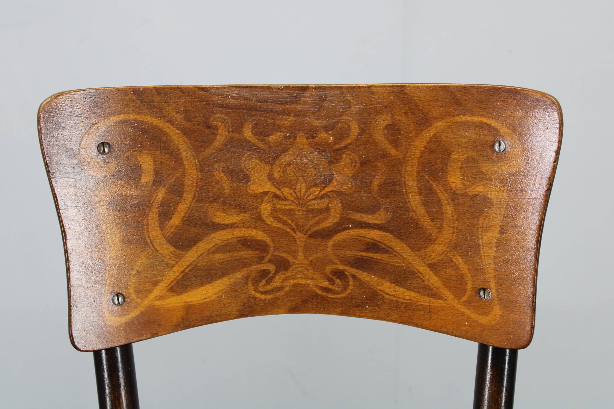 Pair of Thonet Art Nouveau bentwood chairs, Czechoslovakia, 1920s