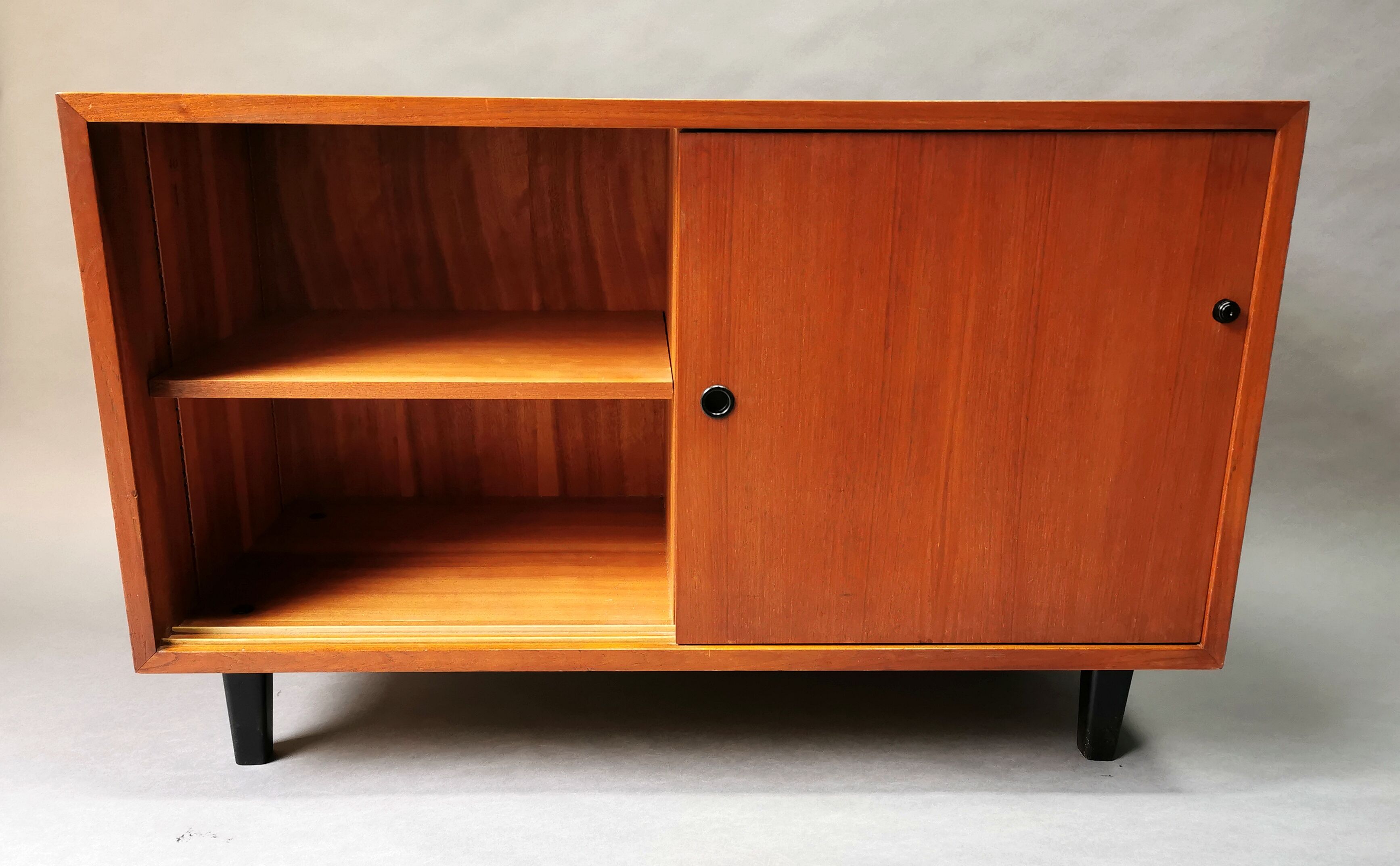Teak sideboard 60