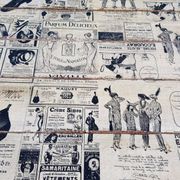 Table à manger en teck avec plateau illustré