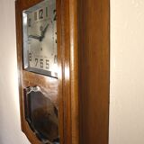 Wall clock 50s