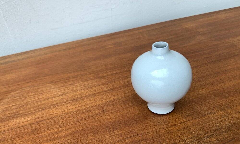 Mid-century German studio pottery vase by BKW Böttger Keramik Wandsbek, 1960s.