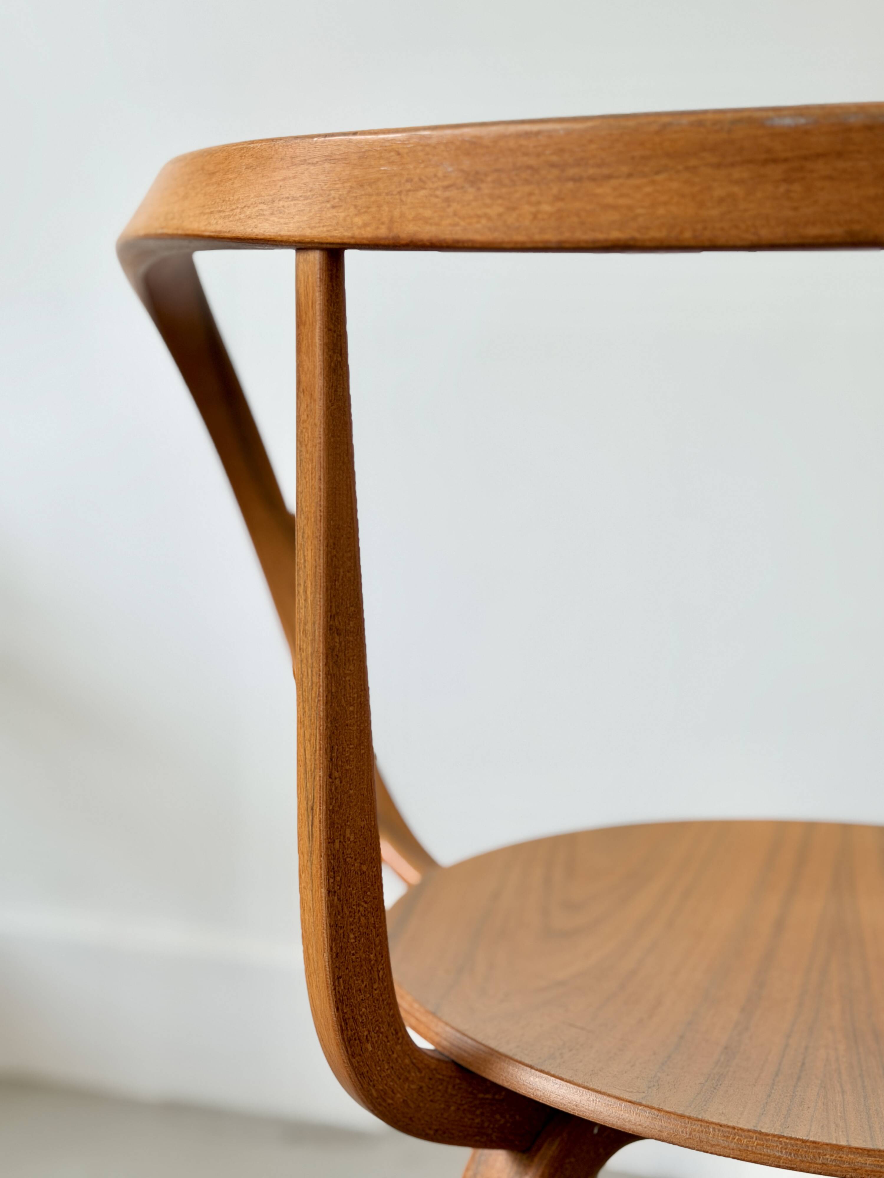 Pretzel Chair George Nelson for Vitra – limited edition 0259/1000, 2008