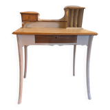 Desk table