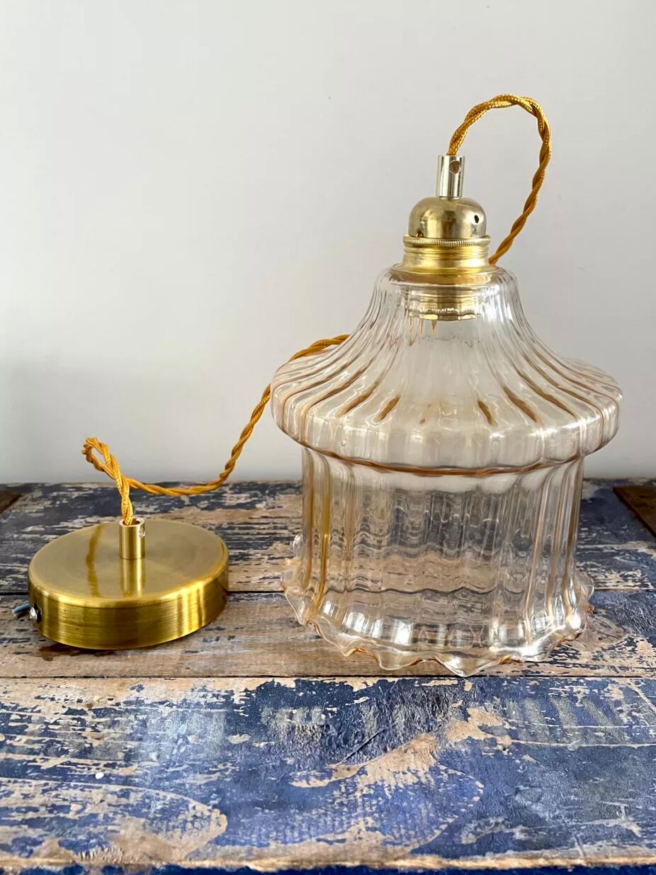 Set of two new electrified gold suspensions