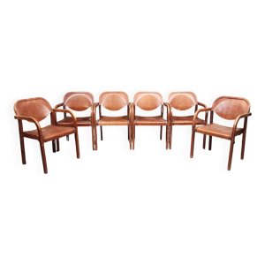 D'aprés Tatra Pravenec - fauteuils