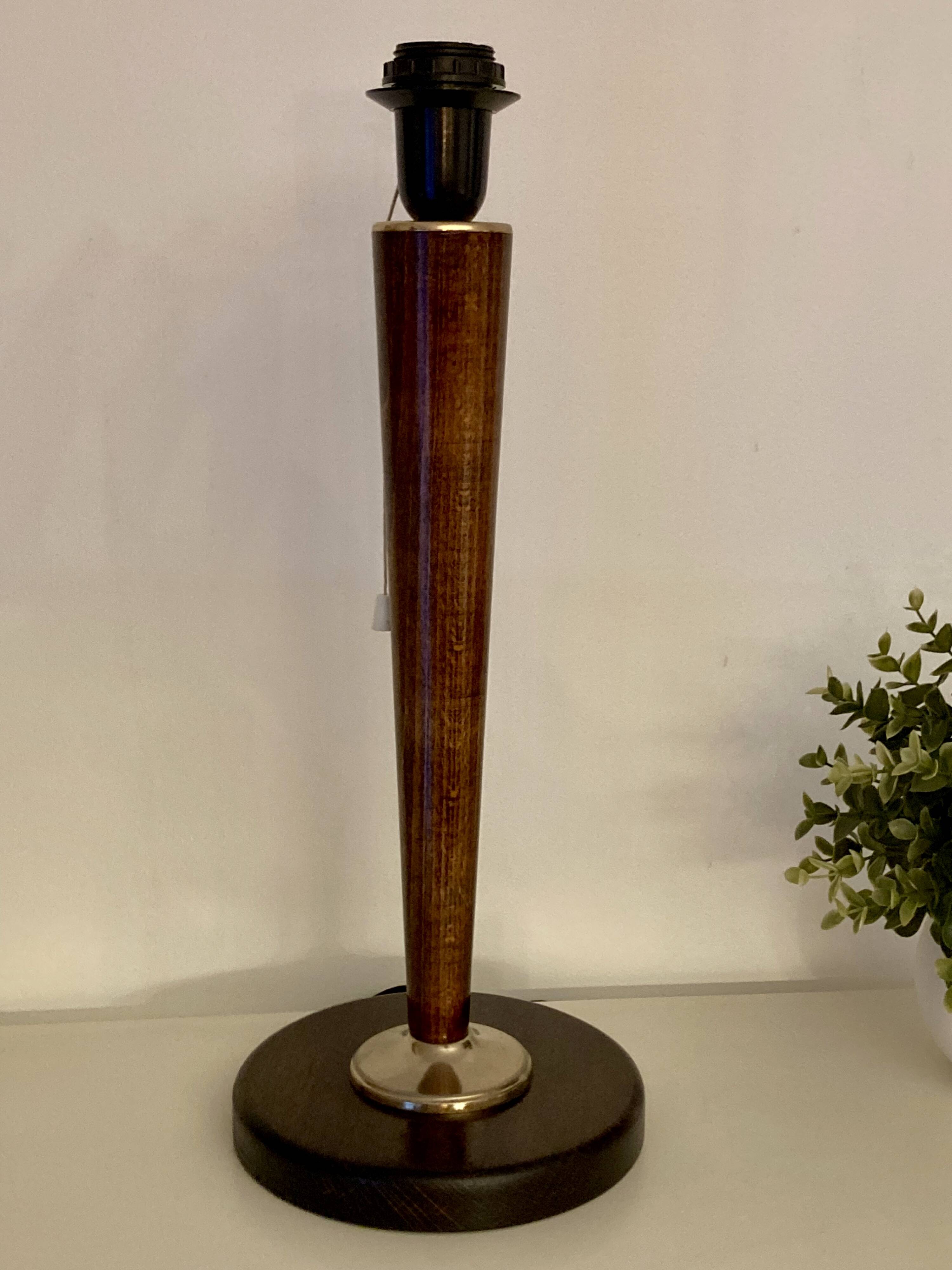 Liner lamp without lampshade