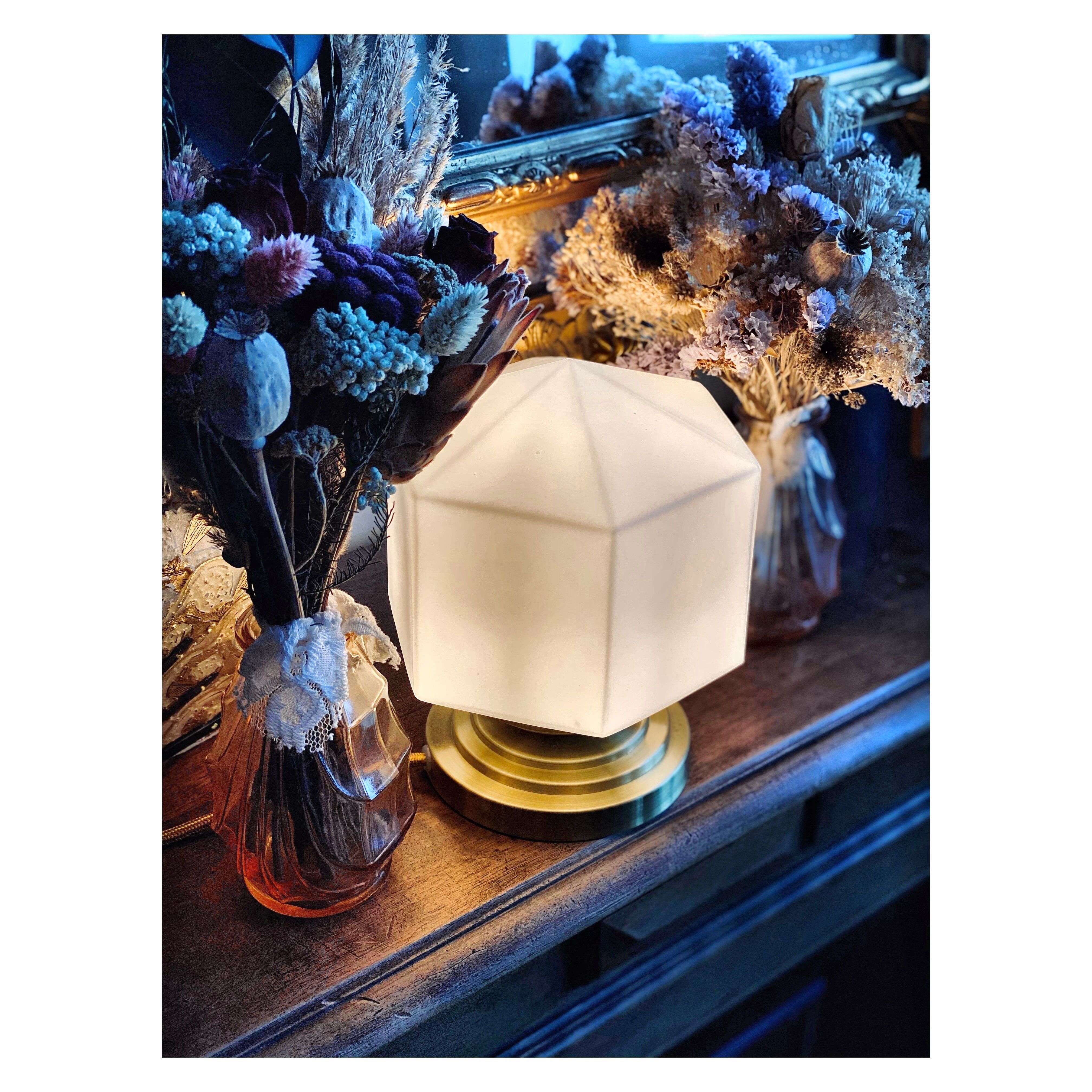 The hexagonal "thabur"