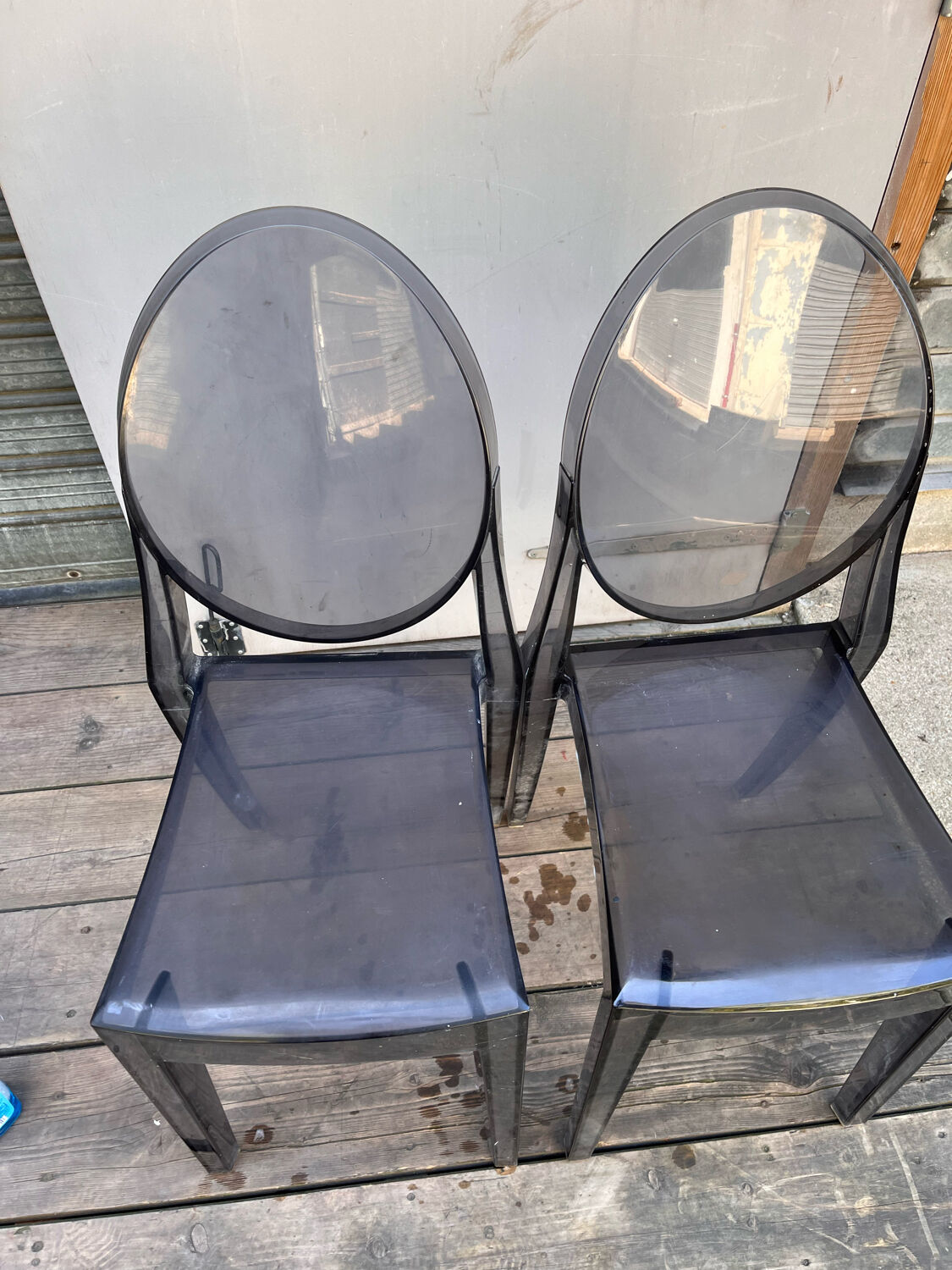Pair of chairs Victoria Ghost P Starck ed Kartel