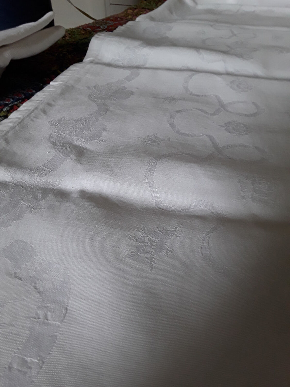 2 white cotton damask tablecloths