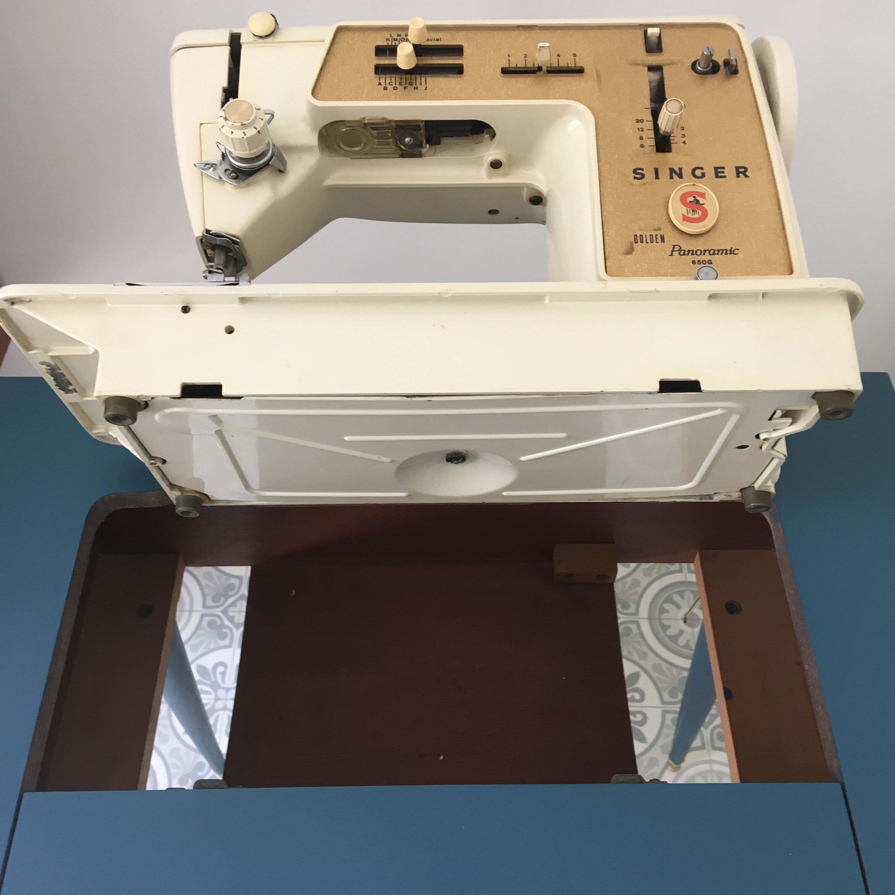 Singer sewing machine