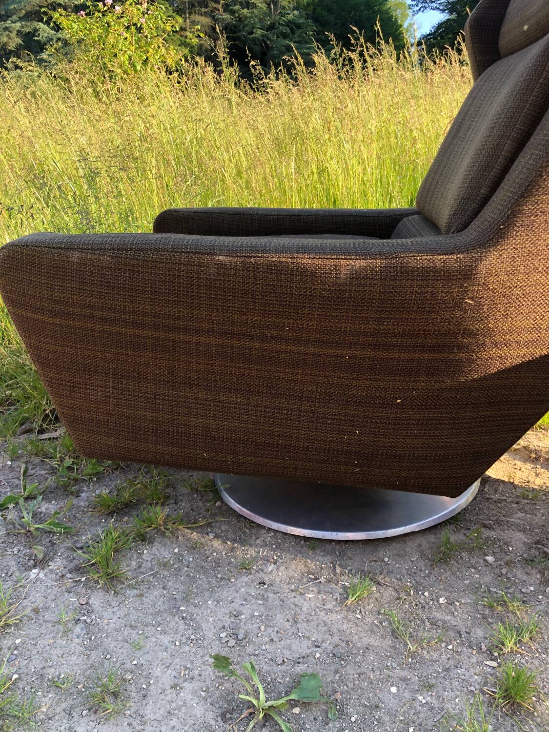 Vintage Airborn swivel armchair