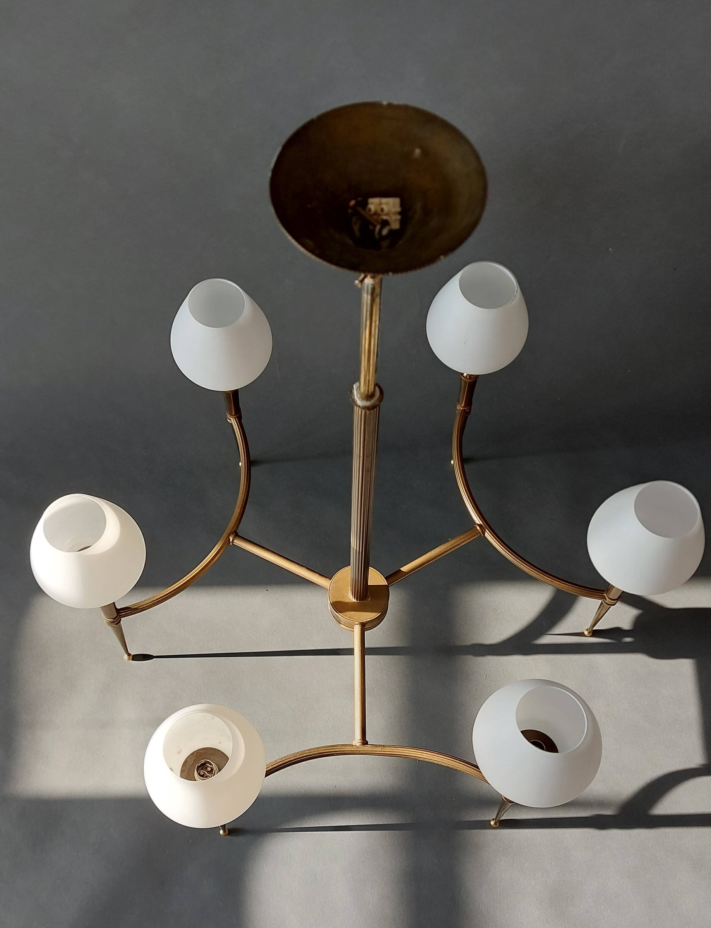 Chandelier in gilded brass and white opalines with 6 lights 1960.