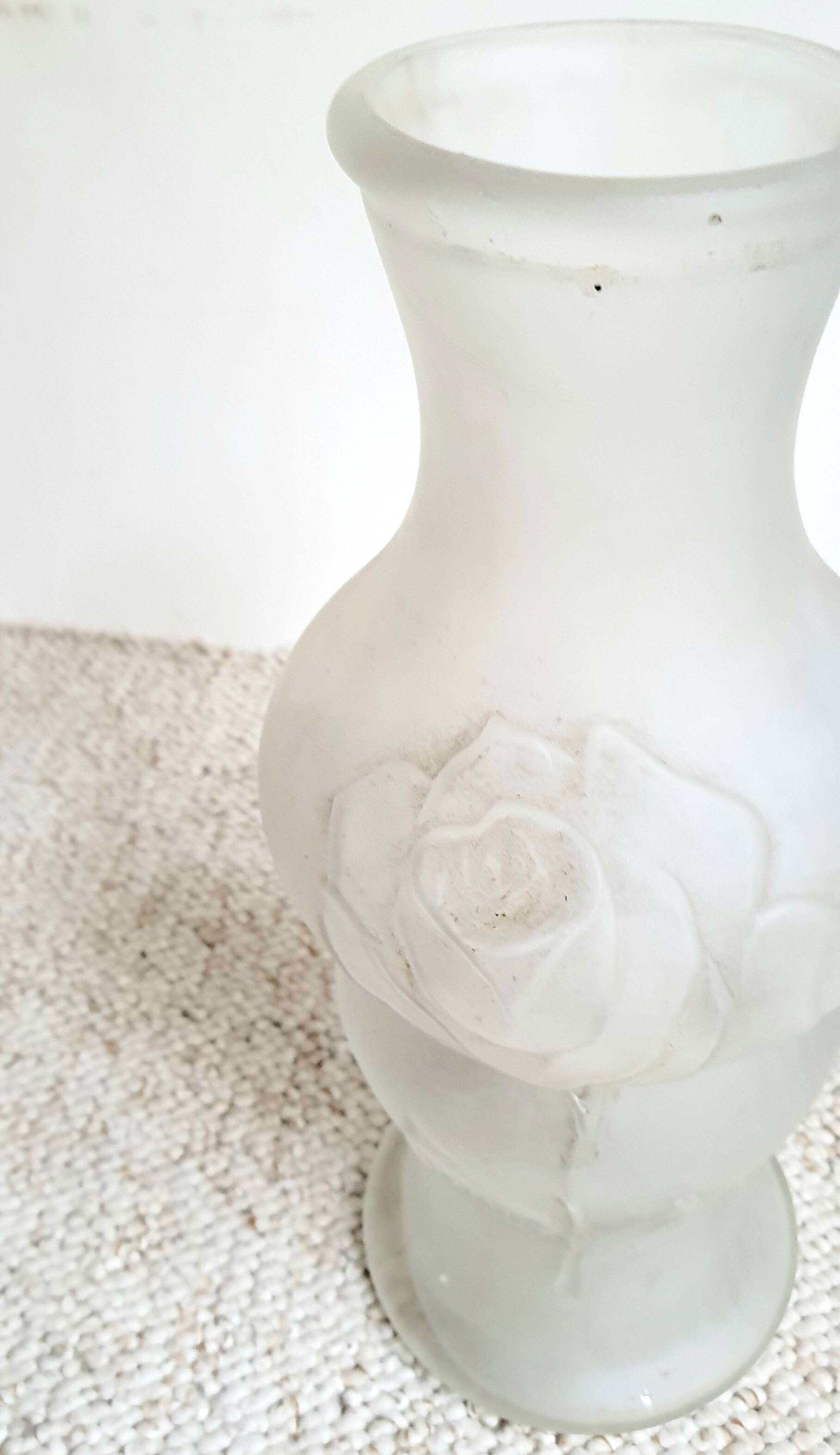 Art deco vase with floral pattern in molded pressed glass vintage 1930s