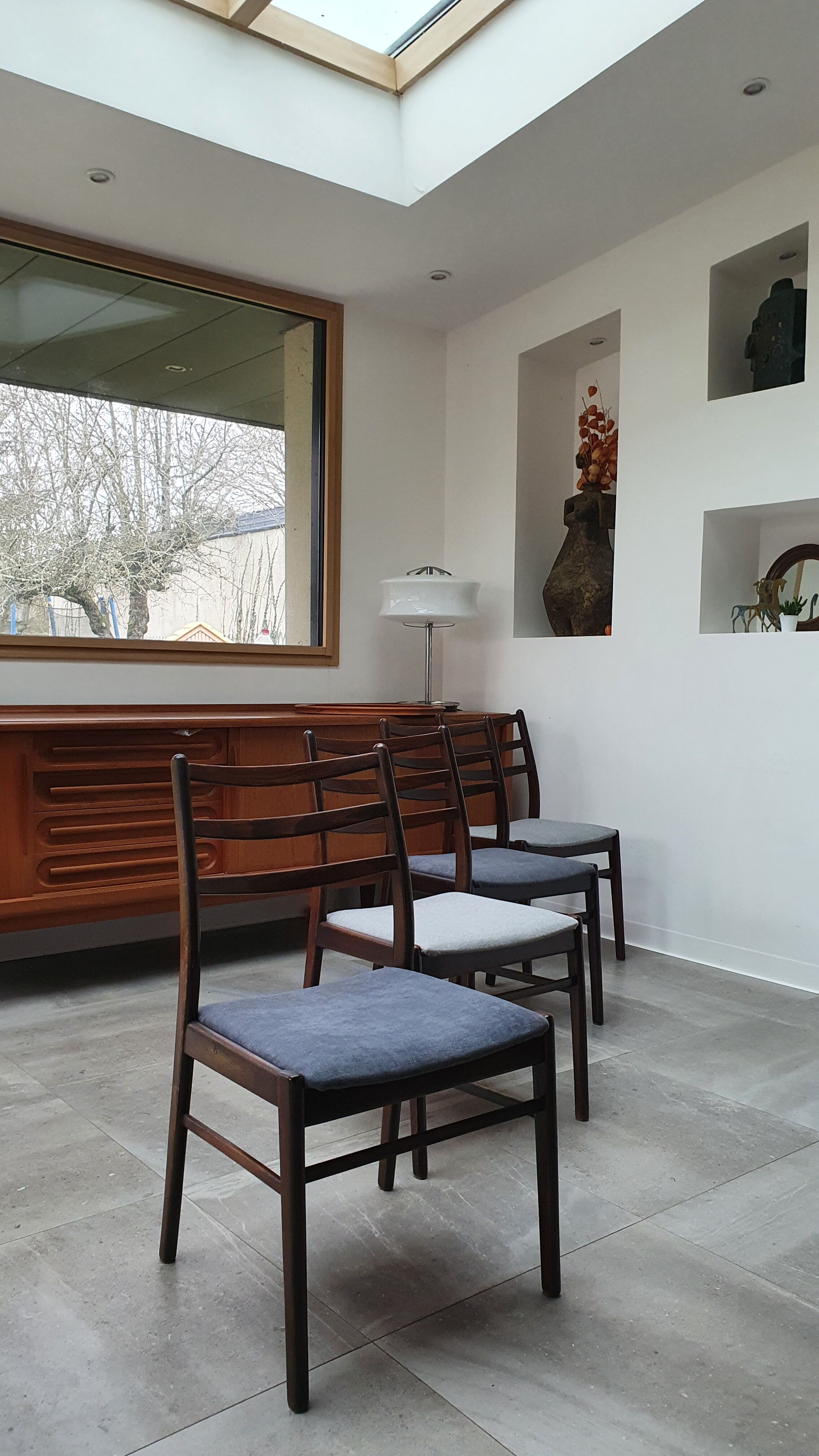 Set of 4 Scandinavian chairs in Rio rosewood