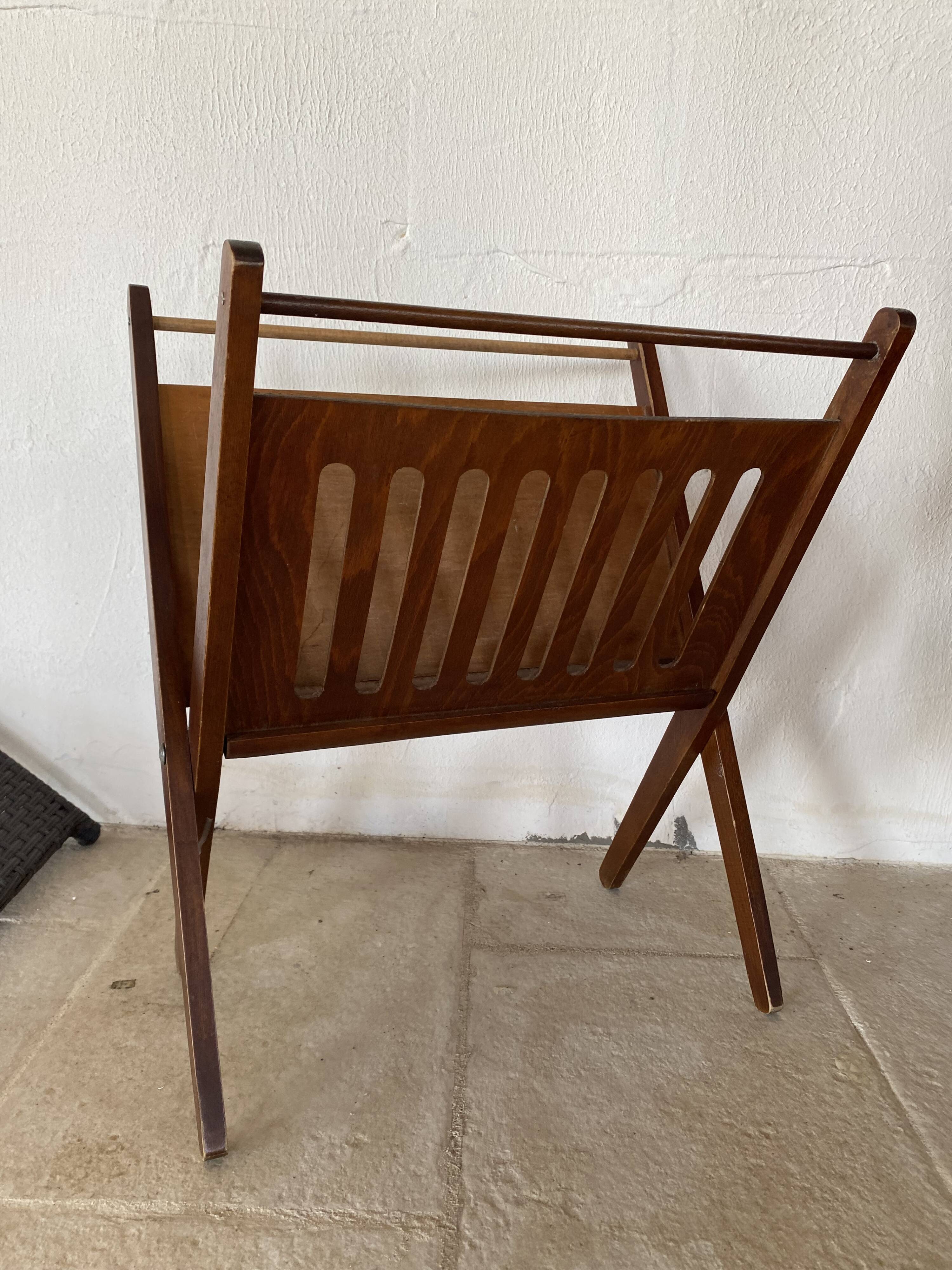 Wooden magazine holder