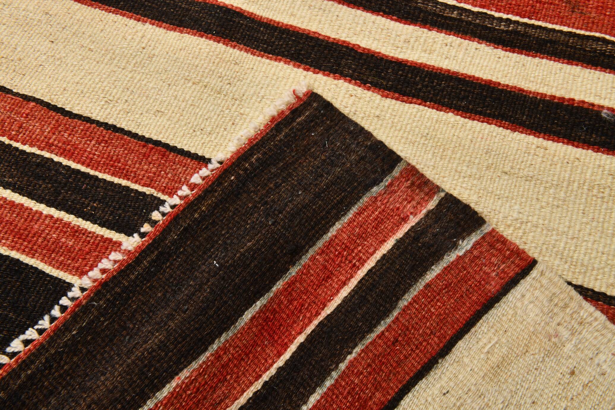 Tapis Kilim vintage fait main, petit format, 101 x 195 cm