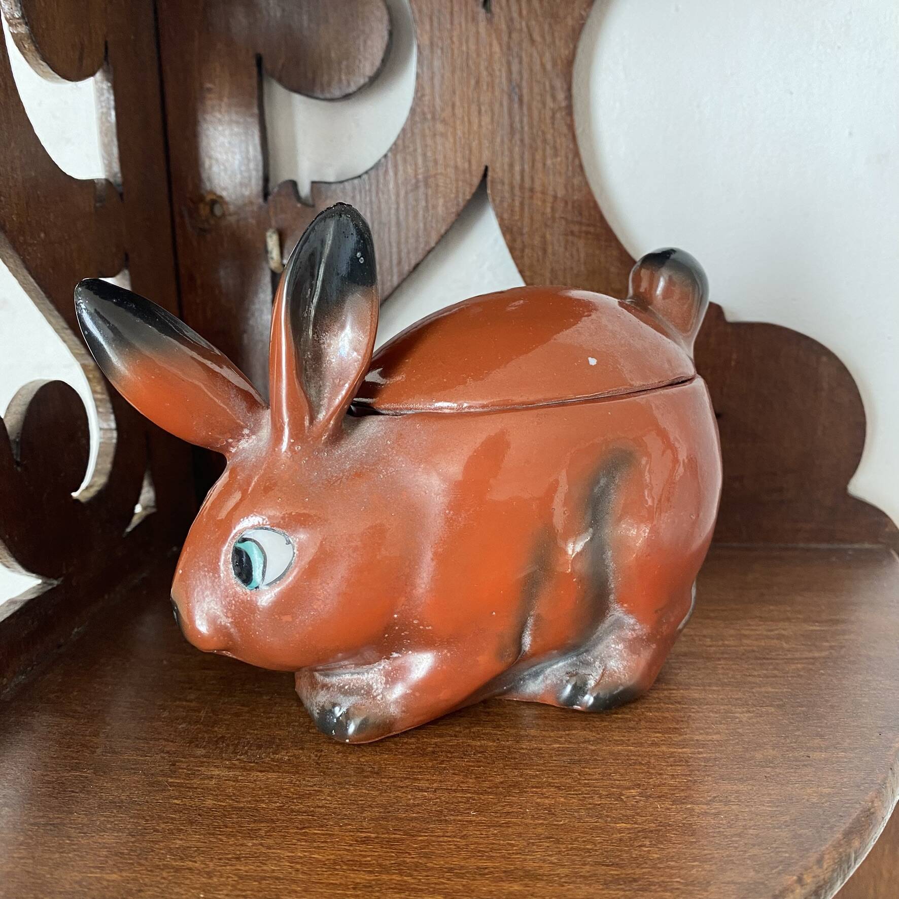 Porcelain rabbit, zoomorphic box from the 60s-70s.