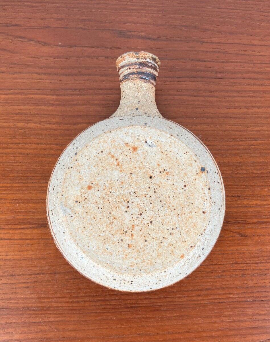 Danish studio pottery bowl from the mid-century by Tue Poulsen for Tue Keramik, 1960s.