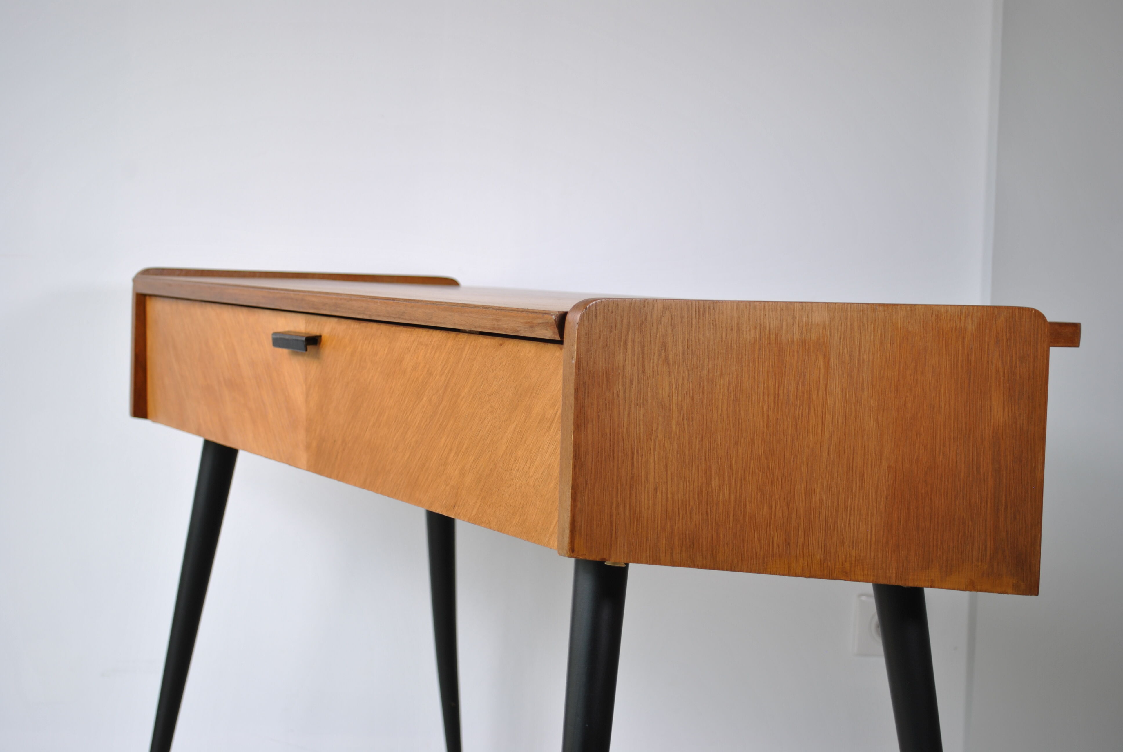 Office feet compass 1960