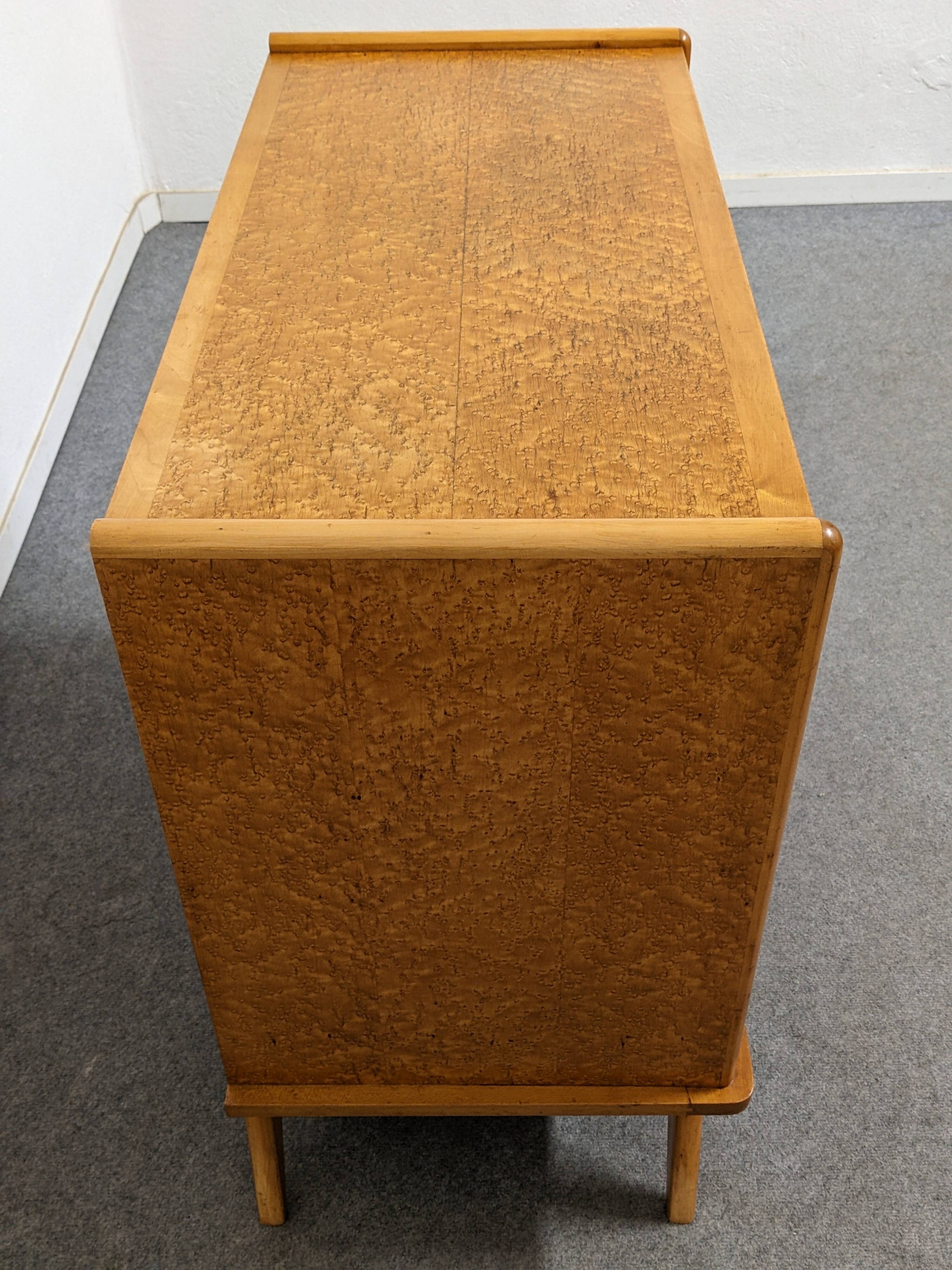Vintage chest of drawers from the 50s/60s